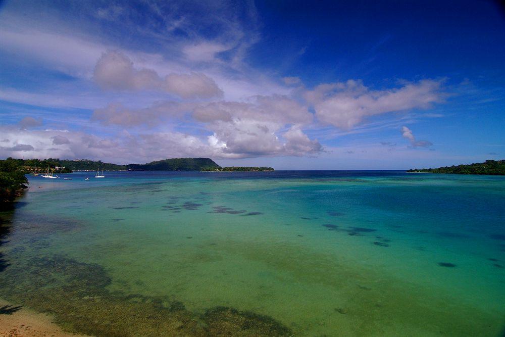 Chantillys On The Bay Otel Port Vila Dış mekan fotoğraf